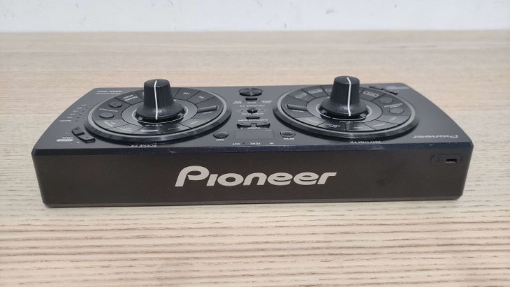 Pioneer RMX-500 - Bild3