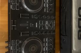 Una consol da dj - Bild