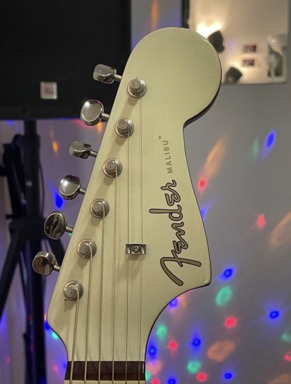 Fender Malibu - Immagine3