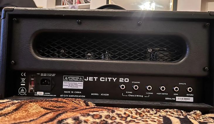 JET CITY CUSTOM 22 MKII 20 WATT - Imagen2