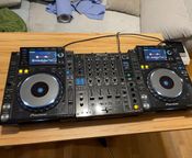 Pioneer DJ set CDJ 2000 conexión desde DJM 850 incluida cu
 - Imagen