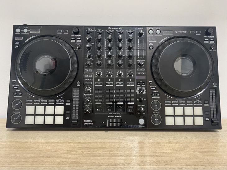 Pioneer DJ DDJ-1000 - Imagen por defecto