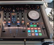 Controladora Dj Traktor S4 MK2 - Imagen