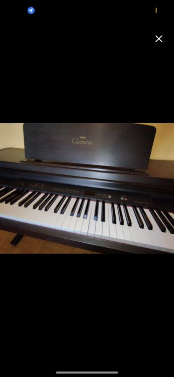 Piano Yamaha Clavinova  ` - Imagen por defecto