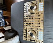 Pioneer ddj sx2 N gold
 - Image