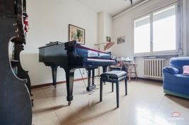 Piano en venta
 - Imagen