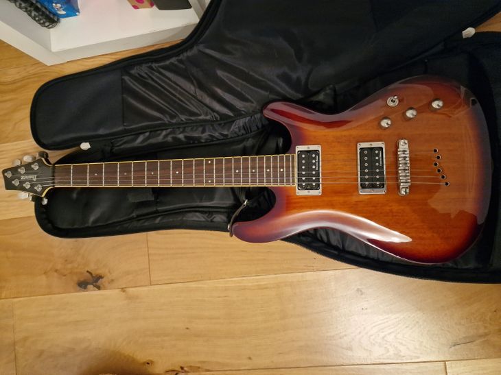 IBANEZ SZ320 - Imagen por defecto