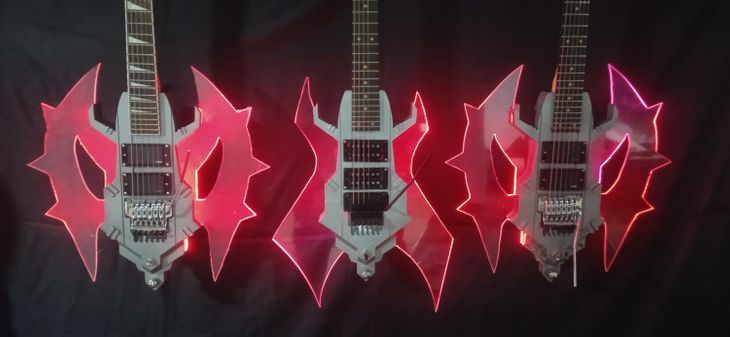 Guitarra eléctrica inspirada en Doom Eternal LRG - Image2