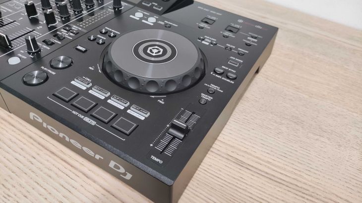 Pioneer DJ XDJ-RR con decksaver - Image4