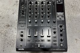 Pioneer DJM-900SRT + Flightcase - Imagen
