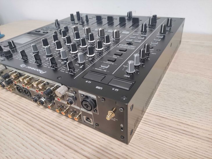 Pioneer DJ DJM-A9 - Immagine3