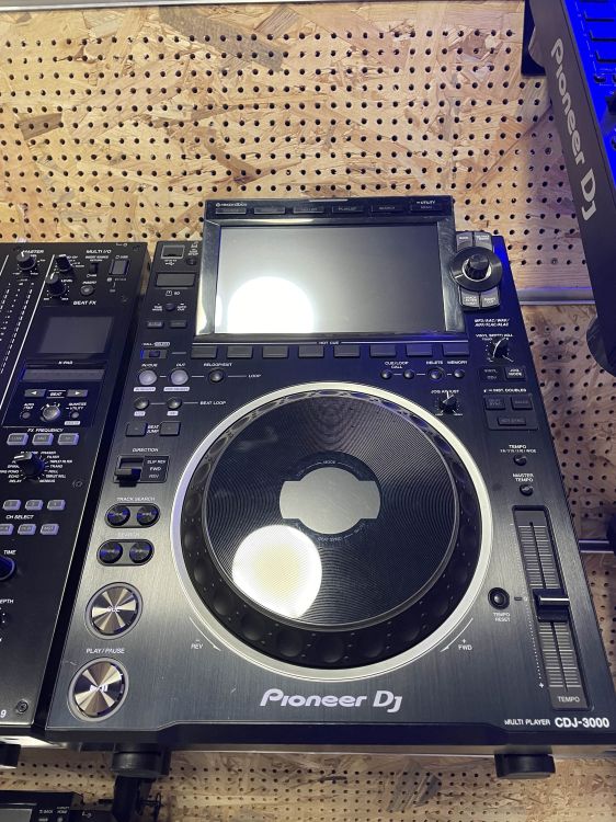 2x Pioneer DJ CDJ-3000 (Decksavers) y 1x DJM-A9 - Bild4