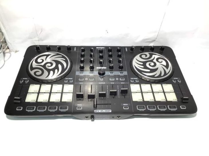 Reloop Beatmix 4 - Imagen principal del anuncio