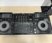 Pioneer DJ-Set 2x CDJ-2000 Nexus + DJM-900 Nexus
 - Bild