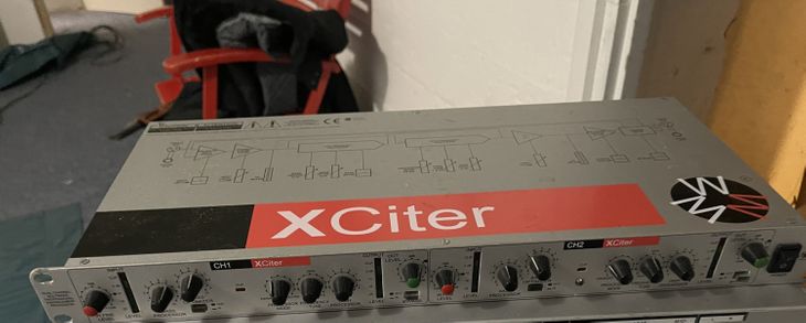 ETEK XCITER - Studio effect - Imagen por defecto