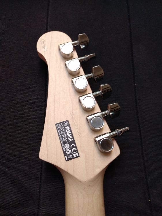 Stratocaster Yamaha Pacifica 112V - Image6