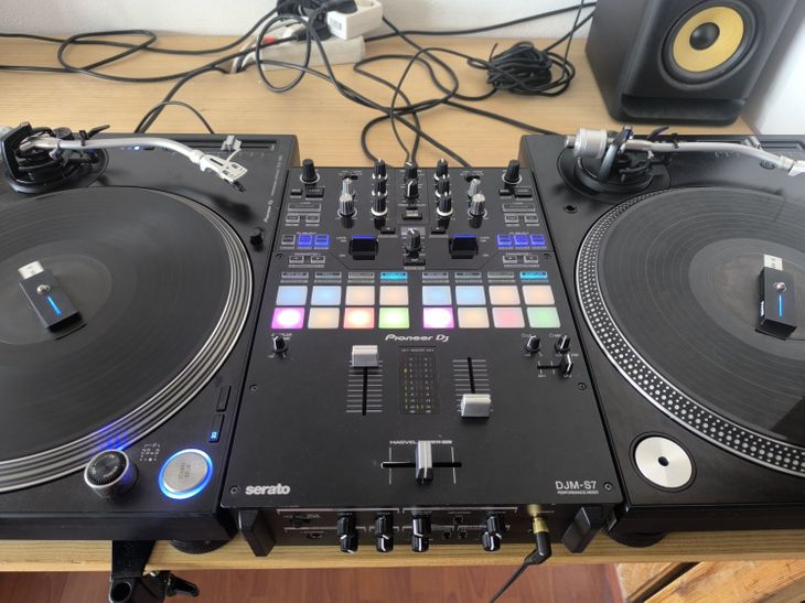 Mixer Pioneer DJM-S7 en perfecto estado - Imagen por defecto