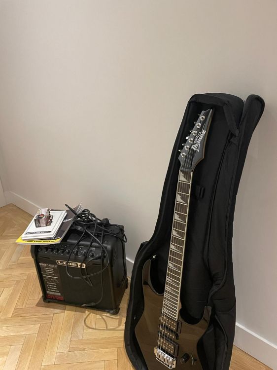 Pack Guitarra eléctrica Ibanez y Amplificador - Image1