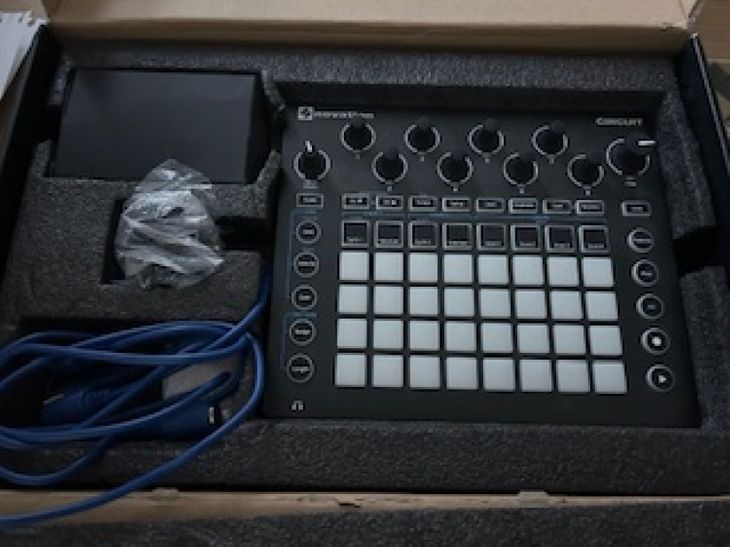 NOVATION CIRCUIT - Imagen2