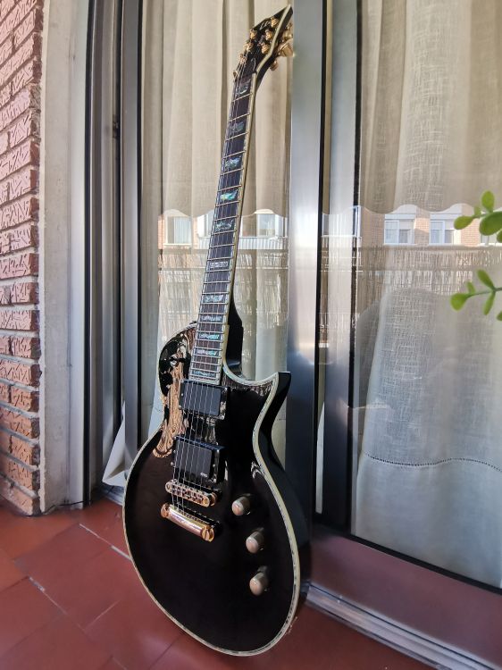 Guitarra eléctrica LTD EC-1000 DELUXE EMG BLACK - Image2