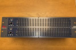 Equalizador DBX 1231 - Image