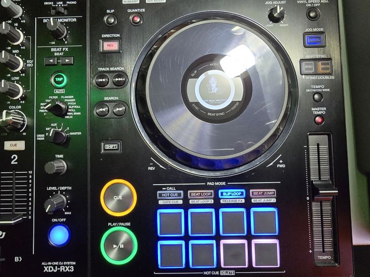 Controladora Pioneer XDJ RX3 - Imagen5