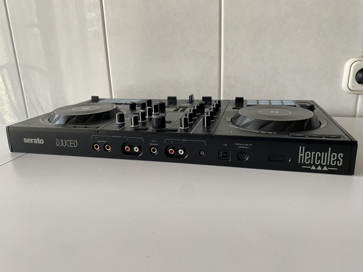 Hercules DjControl Inpulse 500 - Imagen5