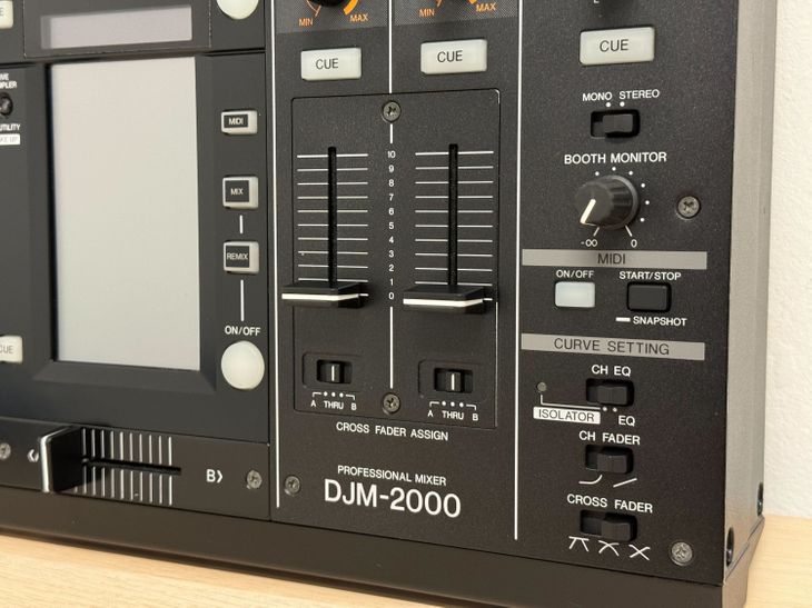 Pioneer DJM-2000 - Immagine5