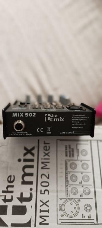 vendo mesita mix 502 premium 5-input 2-bus mixer - Immagine4