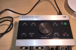 Interfaz de Audio Native Instruments Komplete mk1 - Image