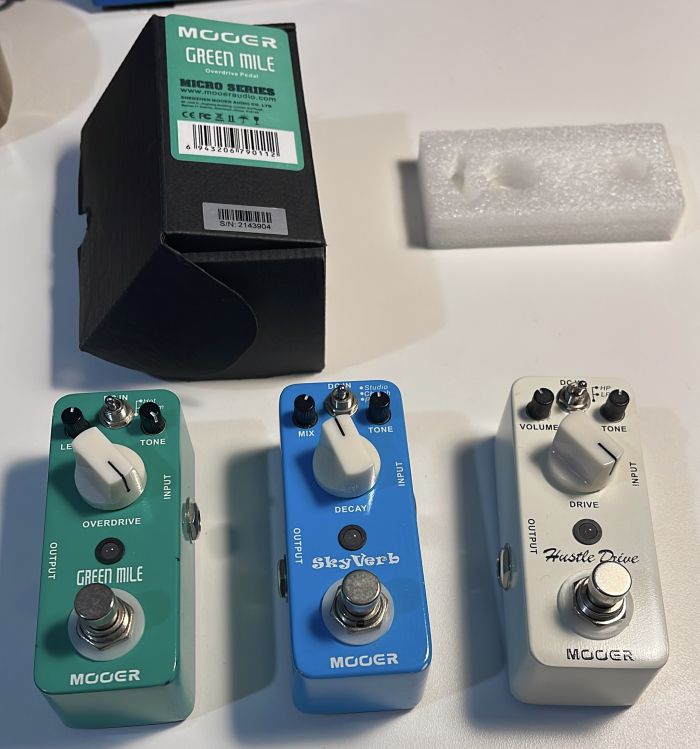 MOOER 3 effetti a pedale chitarra - Imagen por defecto
