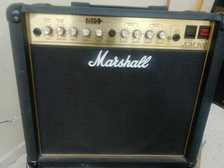 Amplificador de guitarra Marshall JCM 900 - Bild2