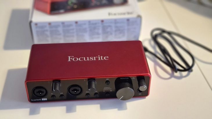 Focusrite Scarlett 2i2 Third-Generation 2-In,2-Out - Image2