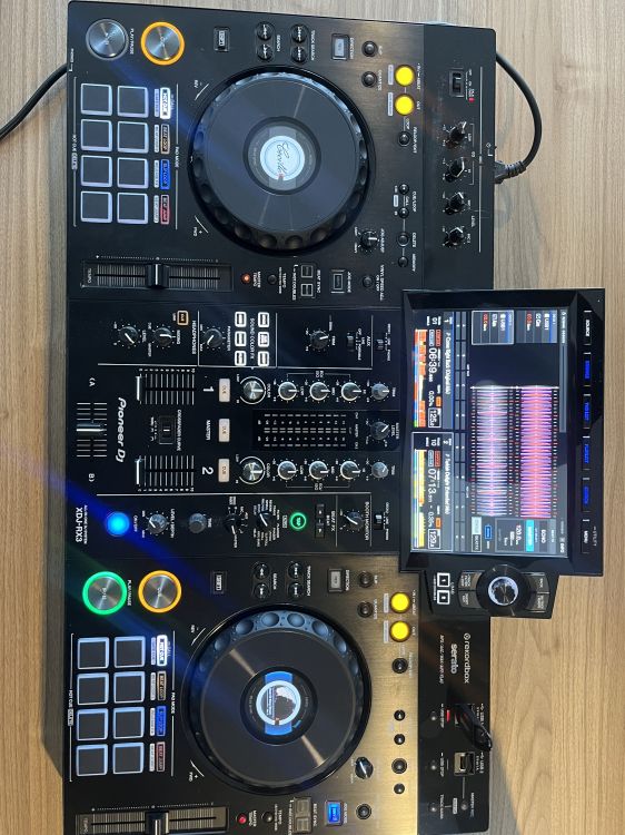 Pack Pioneer XDJ-RX3 & estuche Walkasse - Imagen2