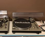 Technics SL 1200 MK2
 - Bild