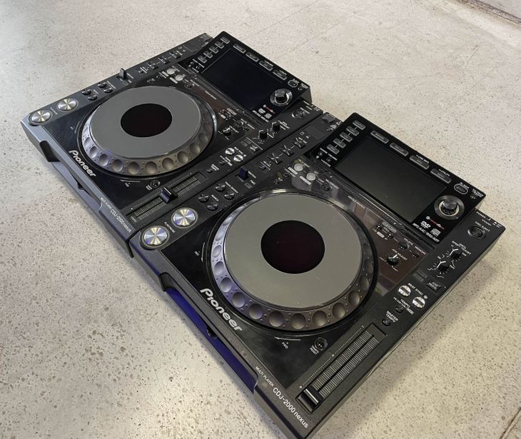 2x Pioneer CDJ-2000 Nexus - Image2