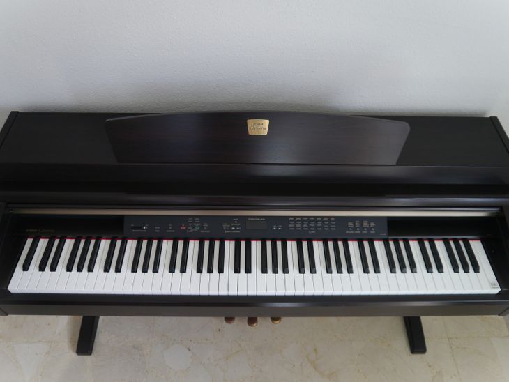 Piano Clavinova Yamaha CLP 230 - Imagen3