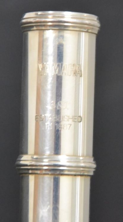 Flauta Yamaha 381 como nueva - Imagen3