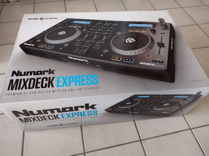 Contrôleur Indépendant Numark MixDeck Express V2 - Immagine4