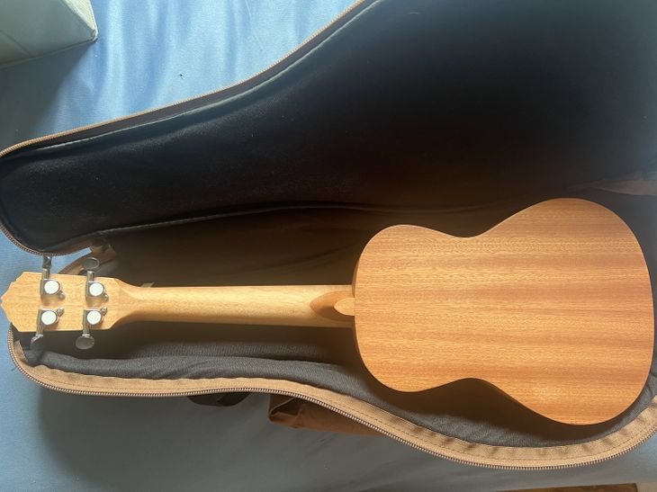 Ukulele fast nie genutzt - Bild3