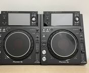 2x Pioneer DJ XDJ-1000MK2
 - Bild