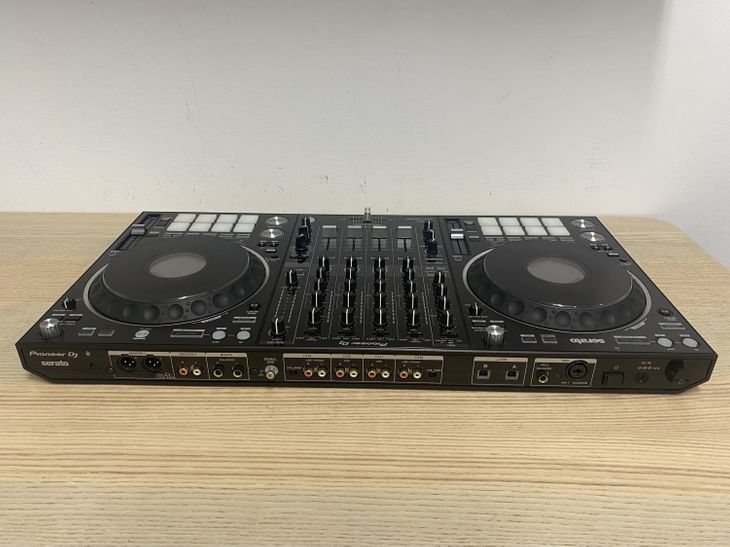 Pioneer DJ DDJ-1000 SRT con flightcase - Bild5