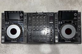 2x Pioneer CDJ-2000 Nexus + DJM-900 Nexus - Imagen
