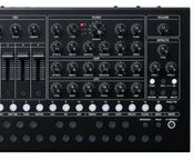 Roland SH-4D - Imagen