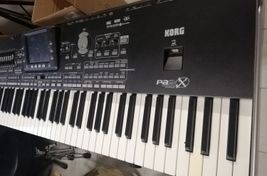 Korg Pa3X – 76 Tasten
 - Bild