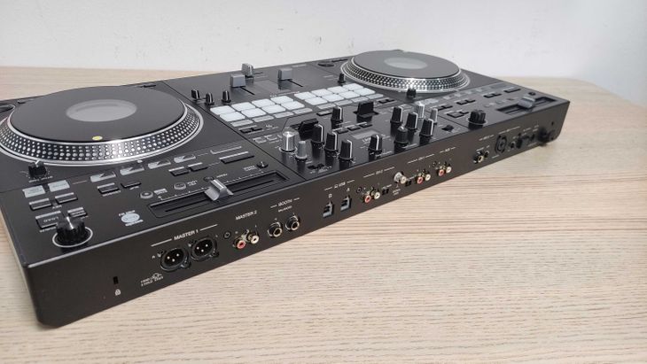 Pioneer DJ DDJ-Rev 7 - Imagen5