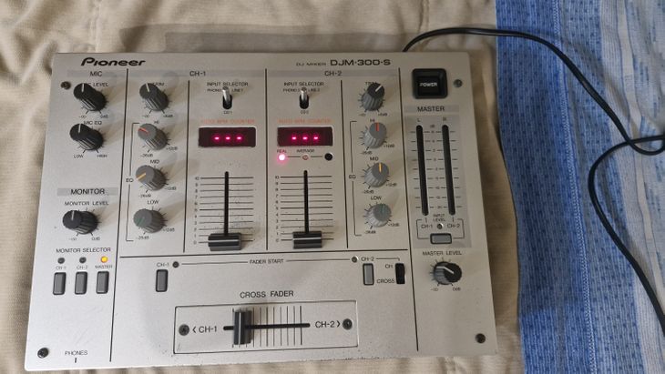 Mixer pioneer 300s - Imagen por defecto