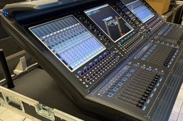 DiGiCo Q338 Pulse with HMA, Waves I/O + 5starcases - Image
