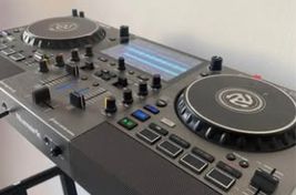 Numark Mixstream Pro Go
 - Bild