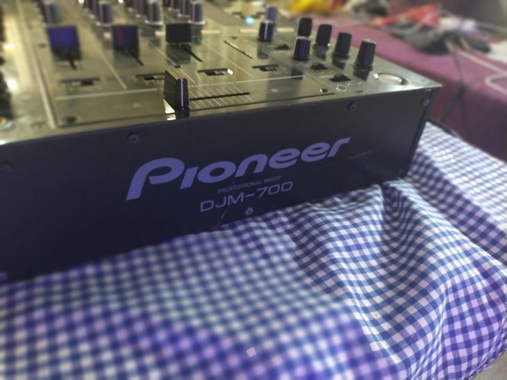 Pioneer djm 700k - Bild4
